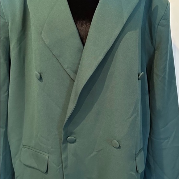 PrettyLittleThing Blazer - Picture 3 of 5